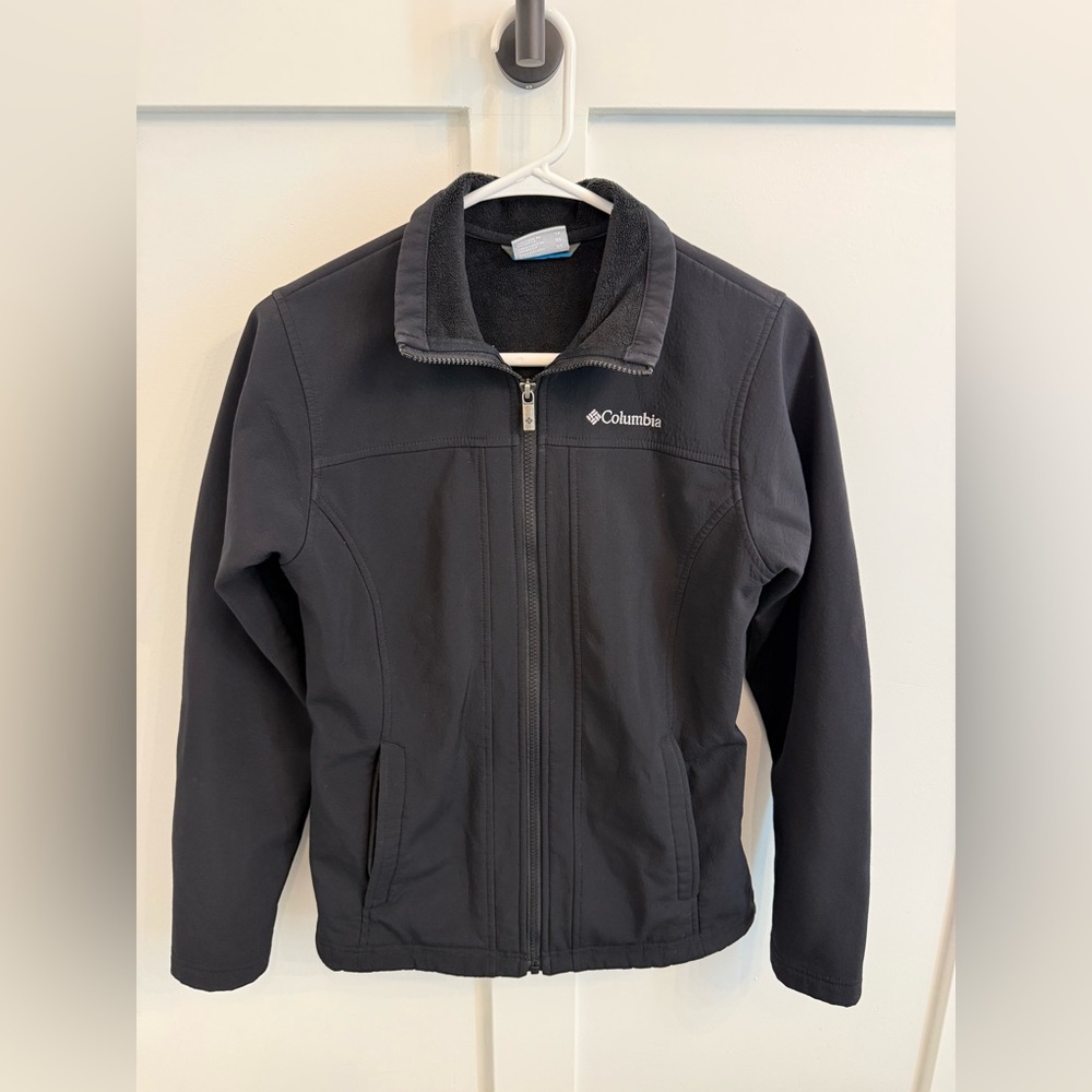 Women’s Columbia Black Softshell Jacket